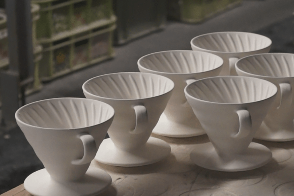 Hario V60 Ceramic Dripper 02